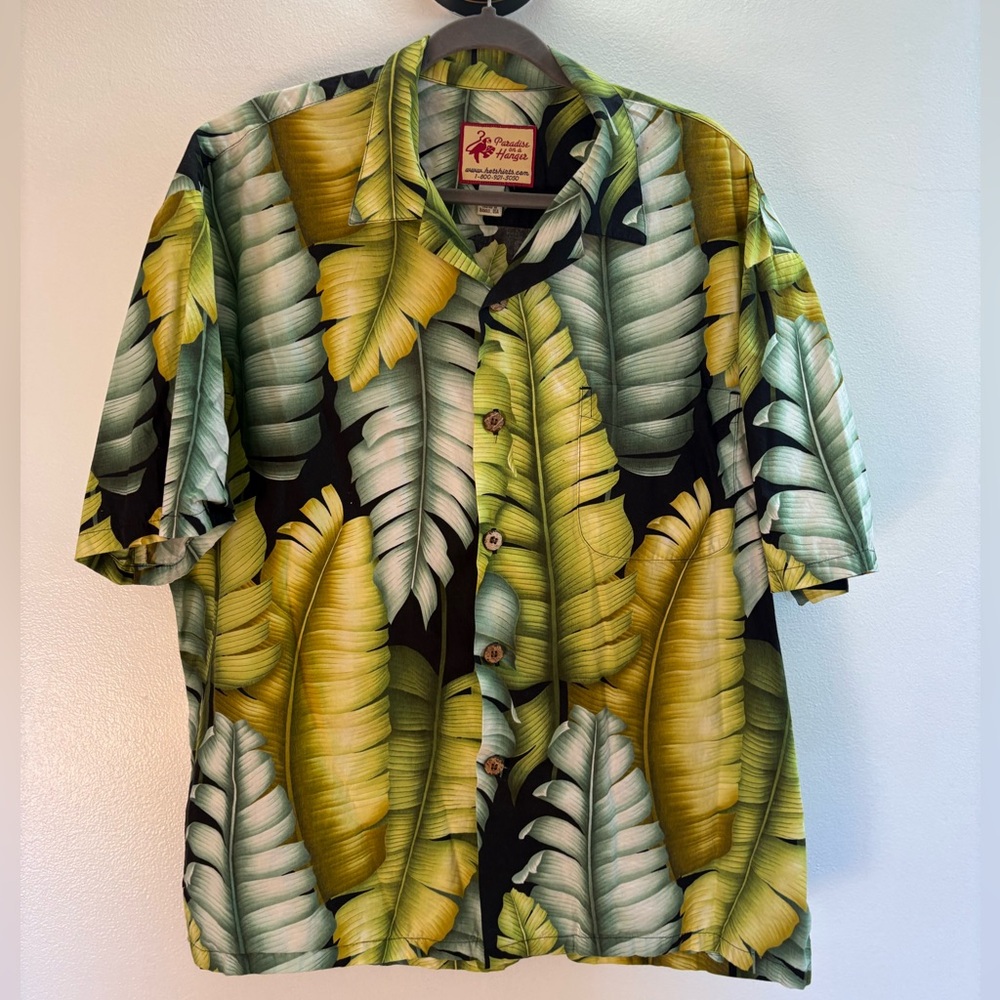 Paradise On A Hanger Banana Leaf Hawaiian Shirt XL